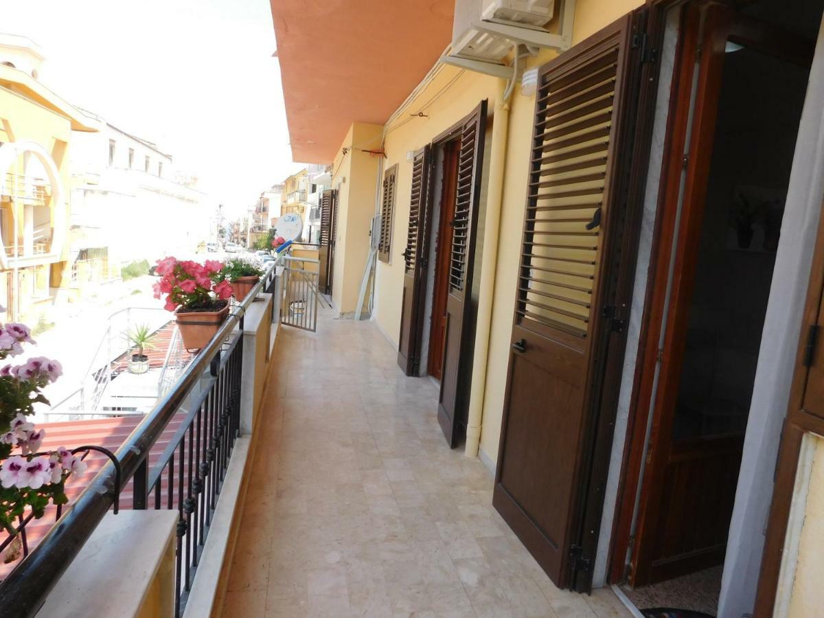 Sophia Appartament Apartment Trappeto  Ngoại thất bức ảnh